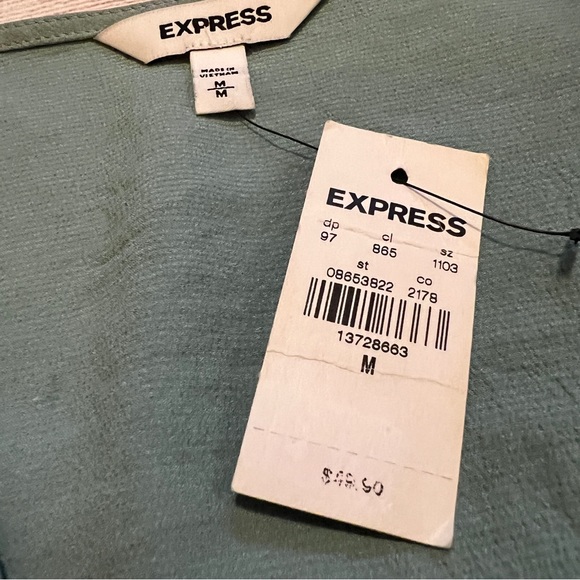 EXPRESS Cascading Sleeve Surplice Top - Picture 5 of 16